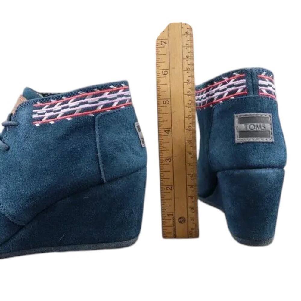 Toms Shoes Womens 6.5 Bootie Wedge Desert Suede Blue Chukka Lace Up Kala Classic - Picture 7 of 9